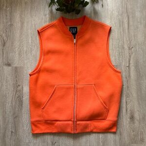 Vintage 90’s Gap Orange Zip Up Fleece Vest streetwear
